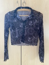 Langarmiges, schwarzes