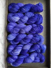 Handgefärbte Wolle Merino