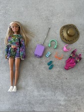 Barbie Mattel Holiday Fun Set