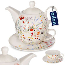 Teekanne mit Tasse und