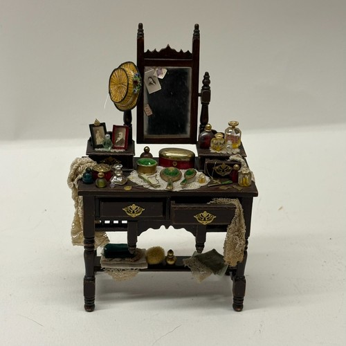 Puppenstubenmöbel - ,