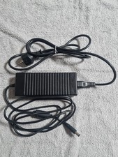Original Dell Netzteil 130 Watt für  XPS M1710, Inspiron 9400, Precision M90 