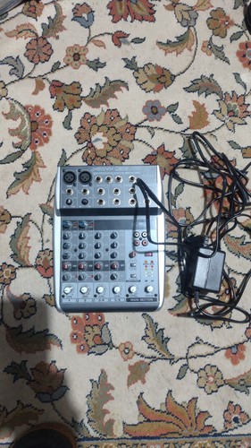 Behringer xenix q802 - xenix,