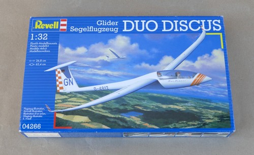 Revell 04266 glider plane - revell, •