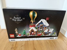 LEGO Icons 10339 Santa’s