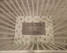 Mobiles weißes Laufgitter mit