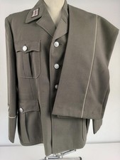 DDR, Uniformjacke und Hose eines Angehörigen im Wachregiment „Feliks Dzierzynski