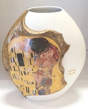 Goebel - Gustav Klimt - Der Kuss - Porzellanvase - Höhe 14 cm