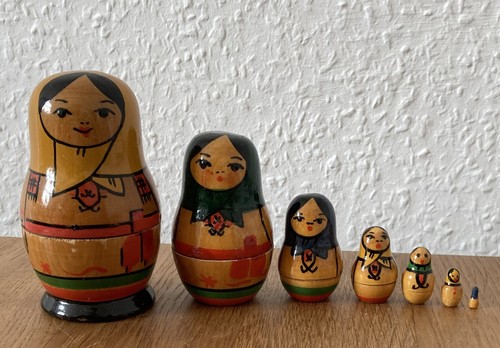 Matroschka!Matrjoschka!Babusch