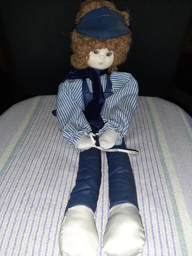Vintage gilde porzellanpuppe - gilde,