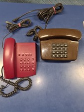 Altes Post Tastentelefon 01 LX BRAUN und 1 anderes (ROT) Retro Deko
