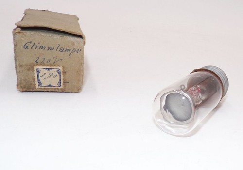 Alte glimmlampe 220 volt e27 - 220,