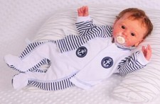 Baby Strampler und Hemdchen