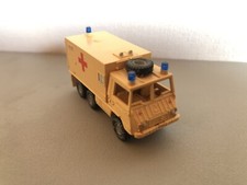 Roco 1305 Puch Pinzgauer 712 6x6 SAN-Kofferaufbau Rotes Kreuz 1:87 H0