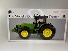 ERTL Precision John Deere 8530 1:32 Modell Traktor