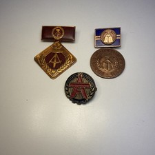 DDR Abzeichen & Medaillen