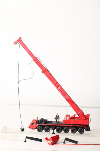 Kibri roter autokran akr - 1:87,