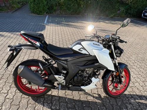Suzuki gsx 125 weiß - 125,,