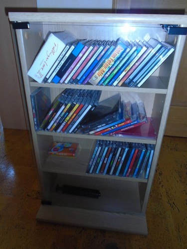 Ständer für dvd - ständer, cd‘s