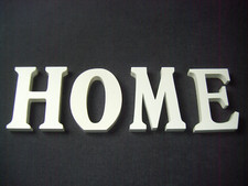 TOP  Holzbuchstaben  * HOME *  weiß  ca. 19 x 16 cm stehend / hängend  pp.