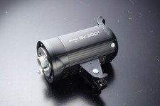 Godox SK300II 2.4G 300Ws