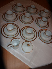 Edles Kaffeeservice mit Golddekor von Kahla, atelier -  desing Kantate  30 Teile