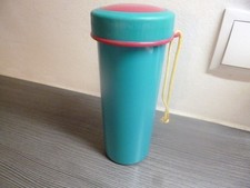 Tupperware Der " Schlumpf "  Trinkbecher mit Schraubverschluss grün
