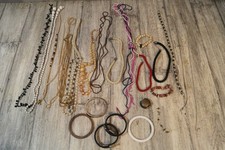 Konvolut Schmucksammlung Modeschmuck Schmuckpaket Bastelmaterial(42)