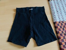 Basiclly Basic Kurze Hose Hot