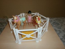 Barbie Pferdestall Auslauf