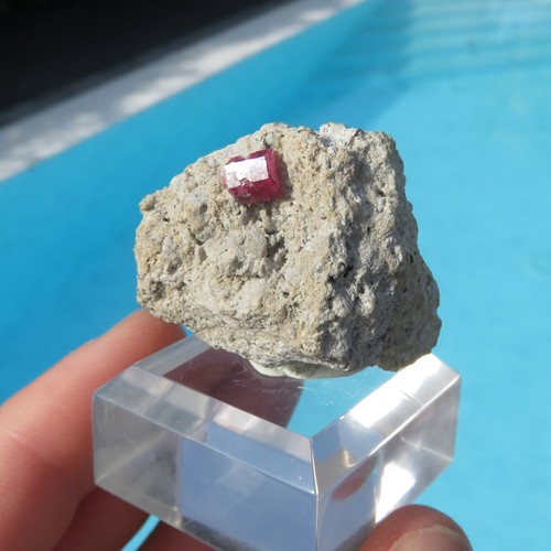 Mineralien sehr selten roter - selten,