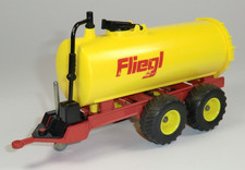 Siku - Vakuum-Faßwagen / Güllewagen "Fliegl", 1:32 #9.25/R