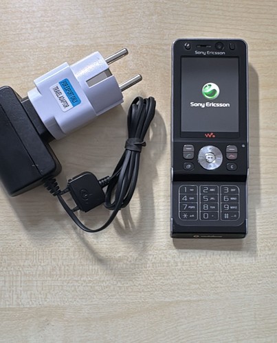Sony ericsson walkman - ,