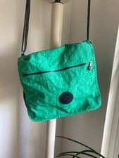 Kipling Schultertasche Sporttasche Grün Erweiterbar gebr. und TOP
