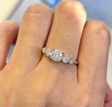 Verlobungsring 2 kt Trilogie