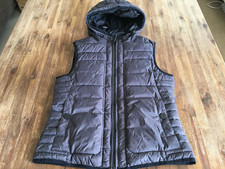 s.Oliver kurze Daunenweste für Damen in Größe M *sehr gut