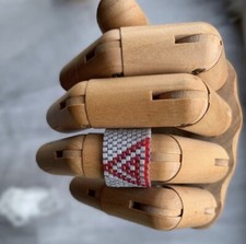 Ring aus Perlen / Dreieck