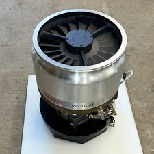 Pfeiffer Vacuum TPH 2301 P N Turbomolekularpumpe PM P03 810 mit TC 750 + OPS 900