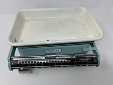 Vintage Retro Tower Royal