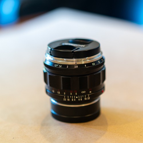 Voigtländer 50mm nokton - f1.2,