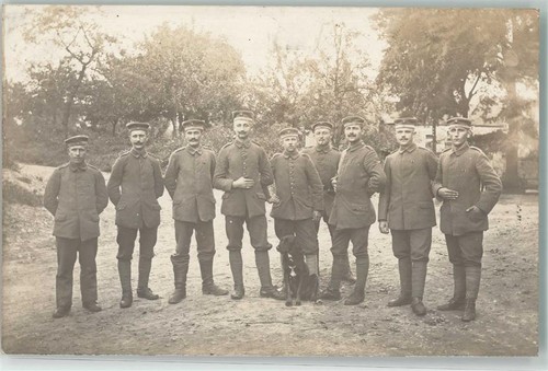 10678606 soldaten mit - -,