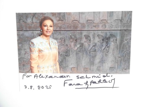 Original farah pahlavi - original,