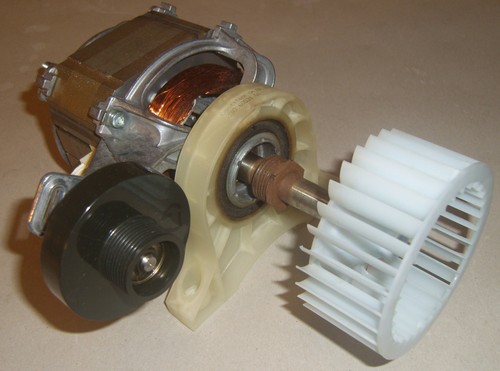 Motor mit lüfter - motor, spannrolle