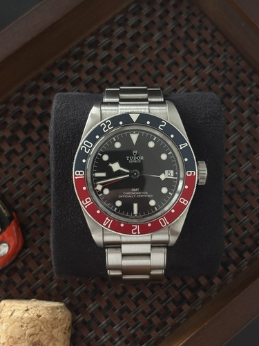 Tudor black bay gmt pepsi - tudor,