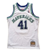 Mitchell & Ness Dirk Nowitzki Dallas Mavericks Swingman Jersey weiß 90s 98/99 M