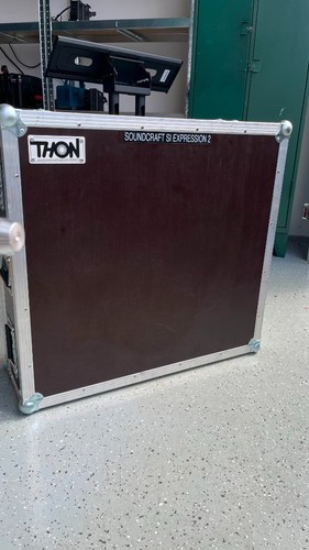 Thon flightcase expression - flightcase,