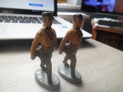 Massefigur zu - 2x,