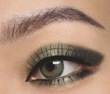 Farbige grüne Kontaktlinsen