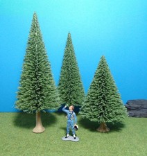 3 Tannen für die Carrera Bahn