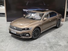 1/18 VW Phideon Modellauto OVP